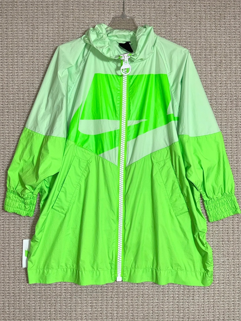 Nike Sportswear Swoosh Windrunner Jacket Women’s One Size Lime Green